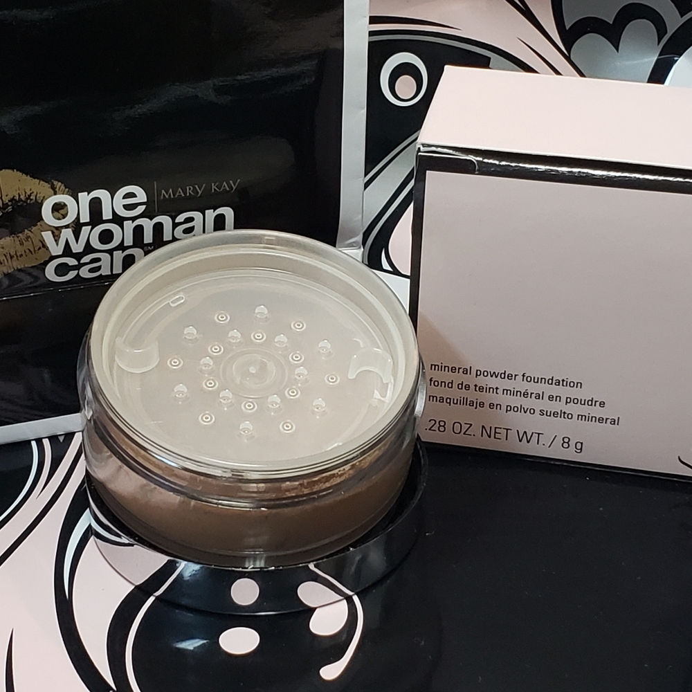Mineral powder foundation